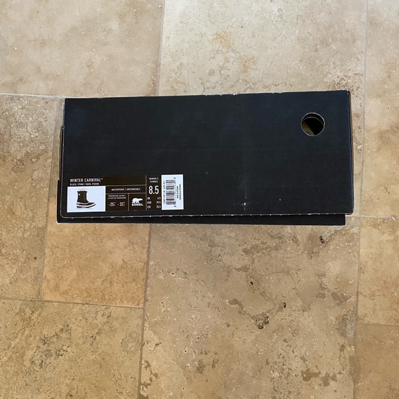 Sorel Winter Carnival boots new with box 8.5 - Picture 10 of 10